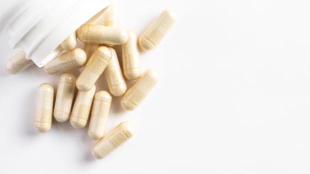 Best Probiotic Supplements to Support Weight Loss_hero